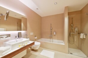 Free toiletries, hair dryer, slippers, towels - Amedia Plaza Dresden, Trademark Collection by Wyndham (Dresden)