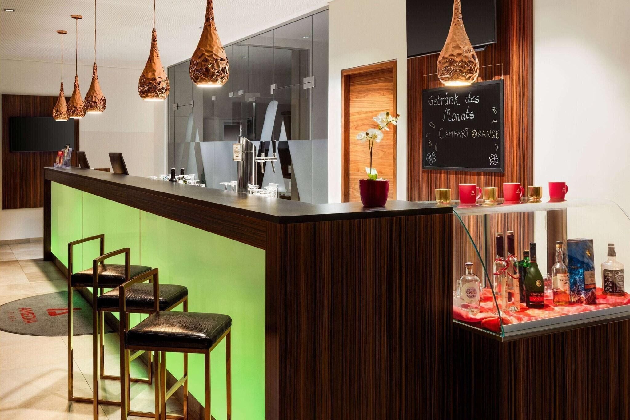 Bar (in der Unterkunft)