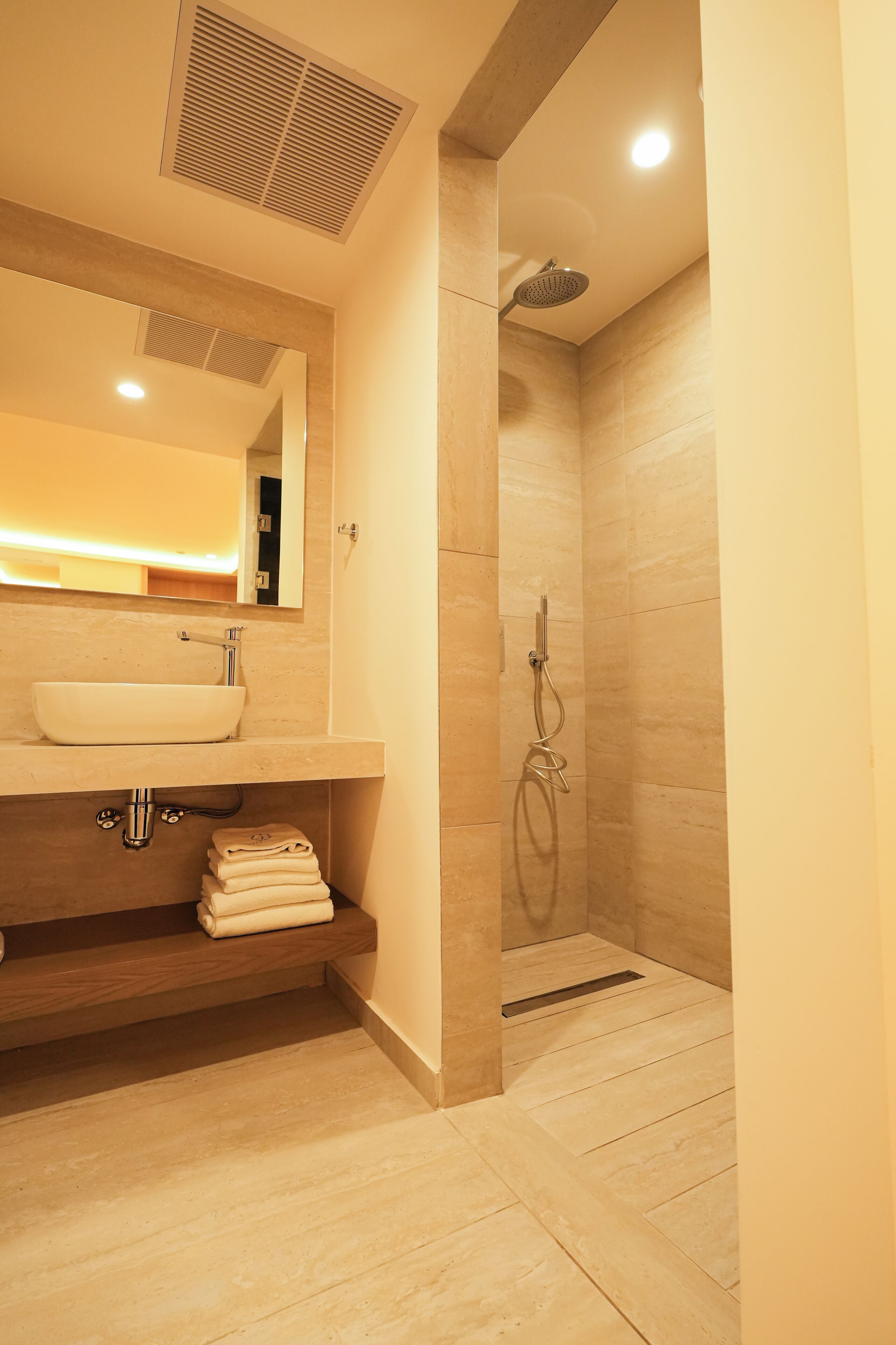 Photo - Blue Harbour Boutique