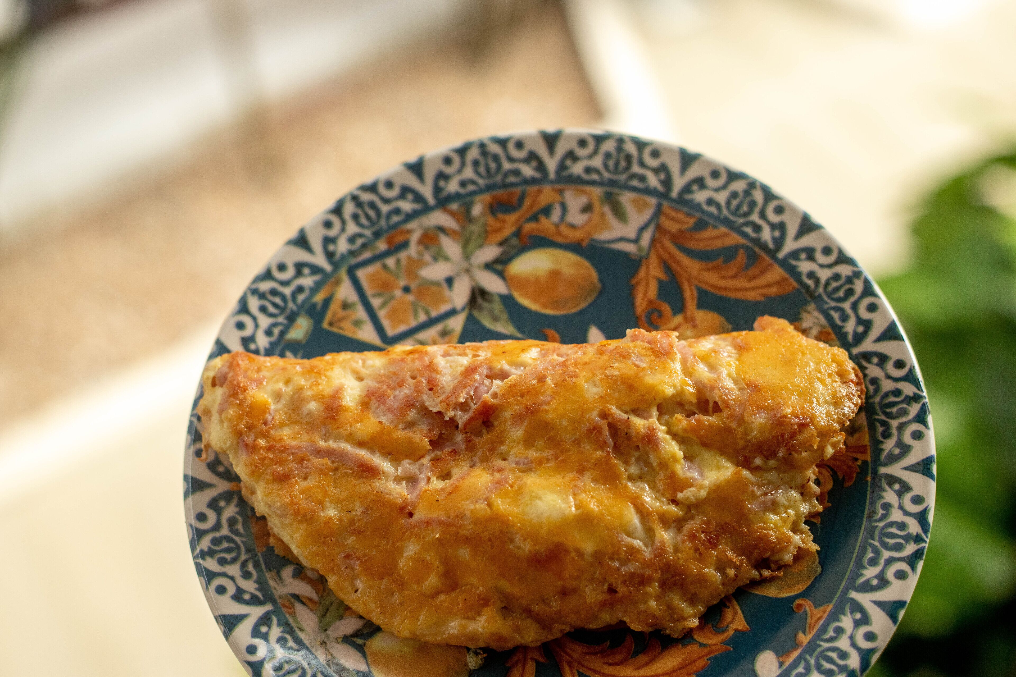 breakfast, lunch and dinner served