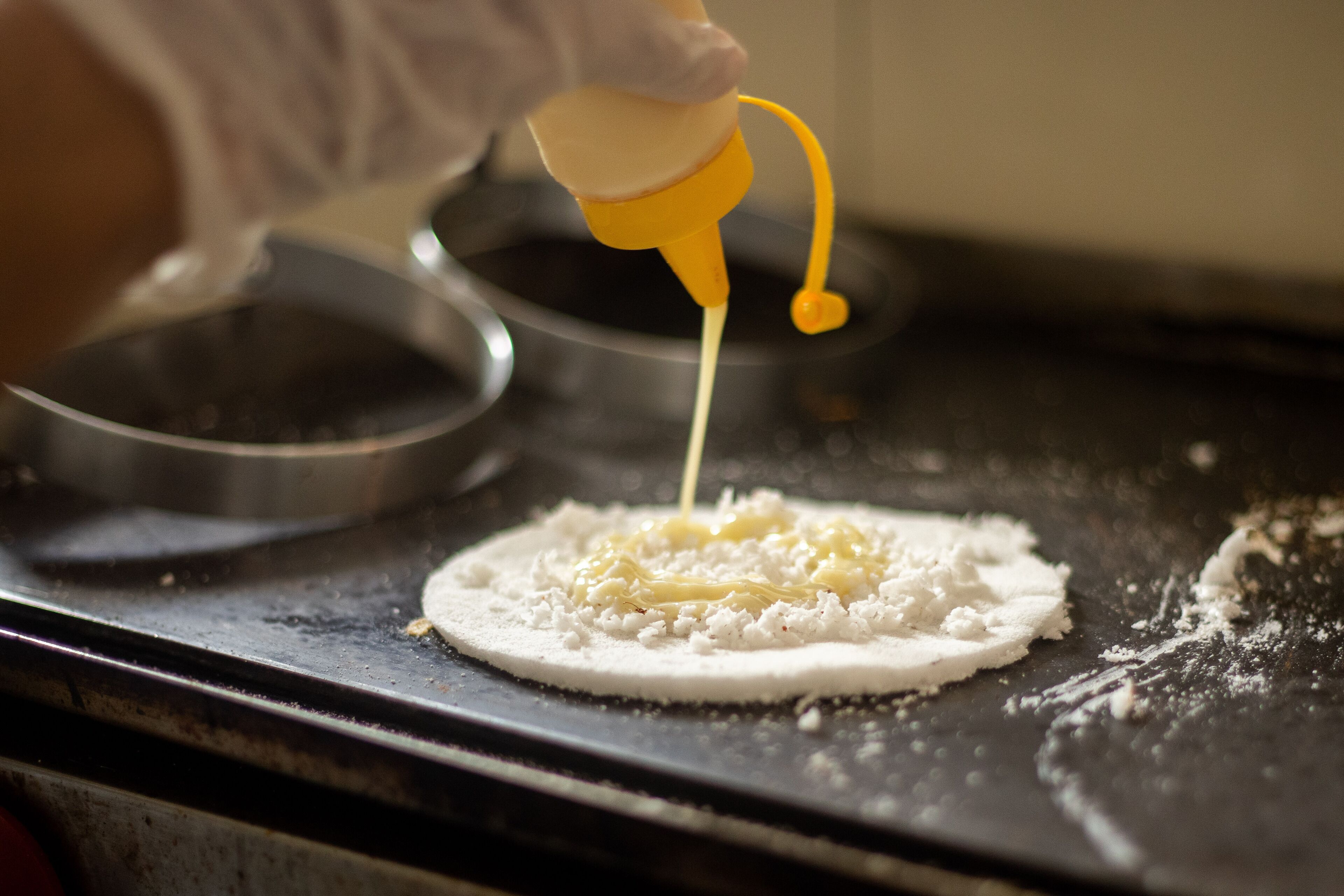 breakfast, lunch and dinner served