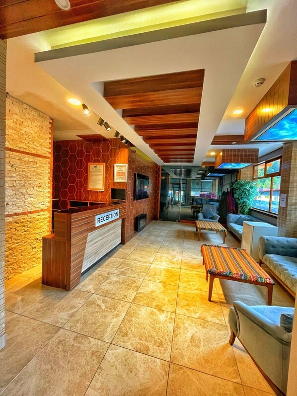 Reception - My Home Uzungol (Çaykara)