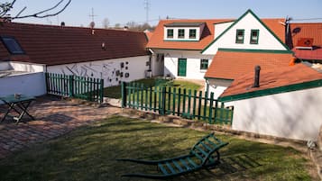 ํ
๋ผ์ค/ํํฐ์ค