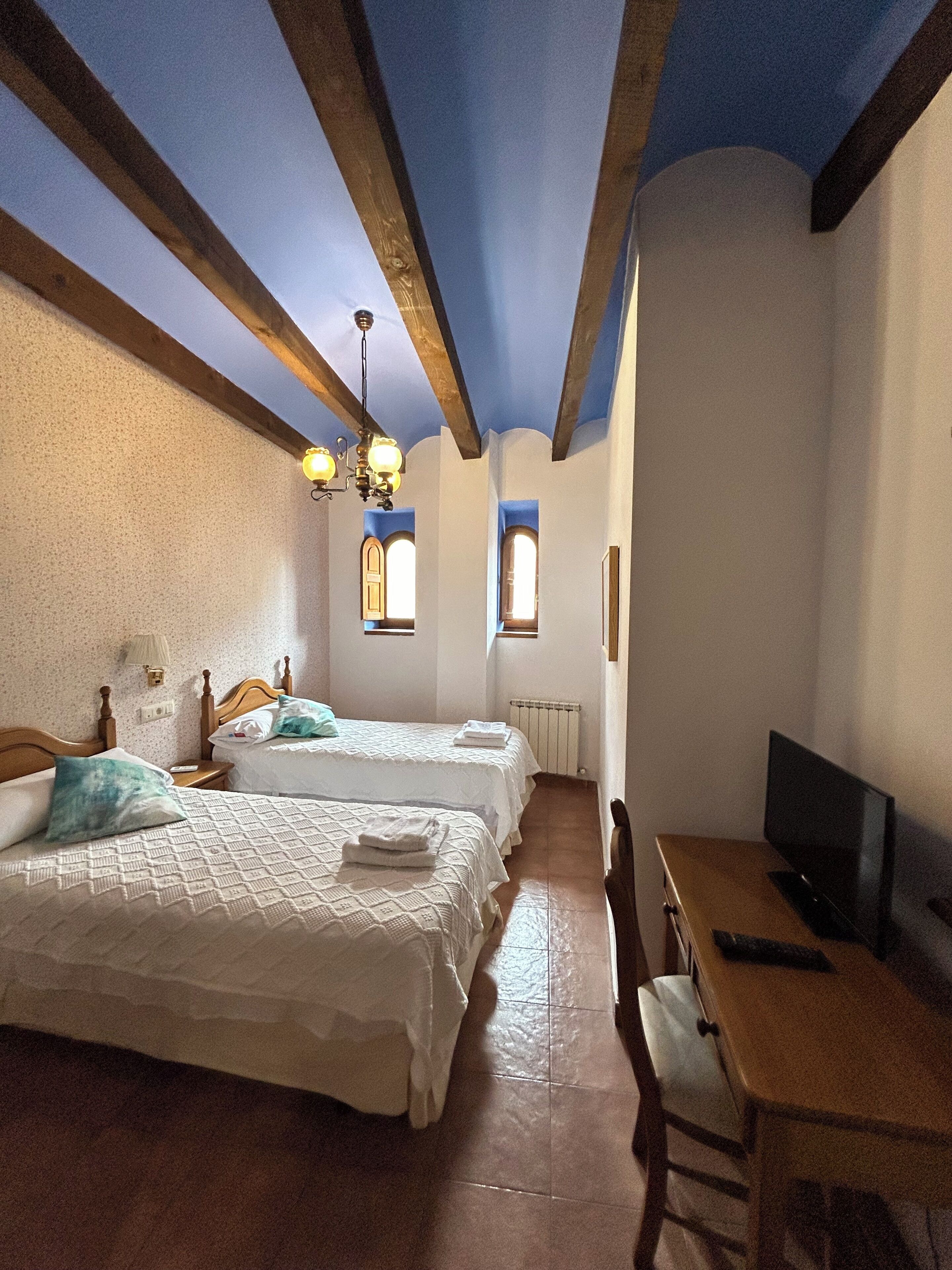 Superior Twin kamer | Een bureau, gratis wifi, beddengoed