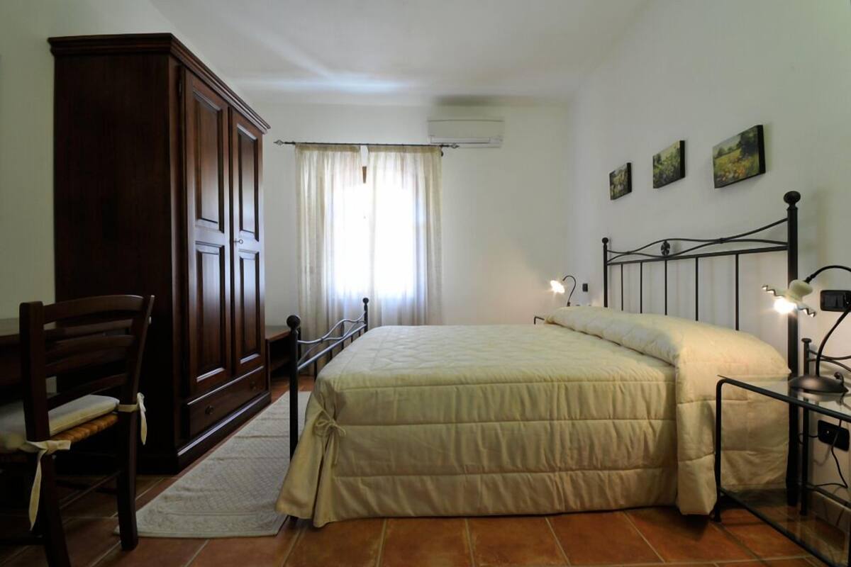 Appartement Standard | Décoration personnalisée, ameublement personnalisé, bureau