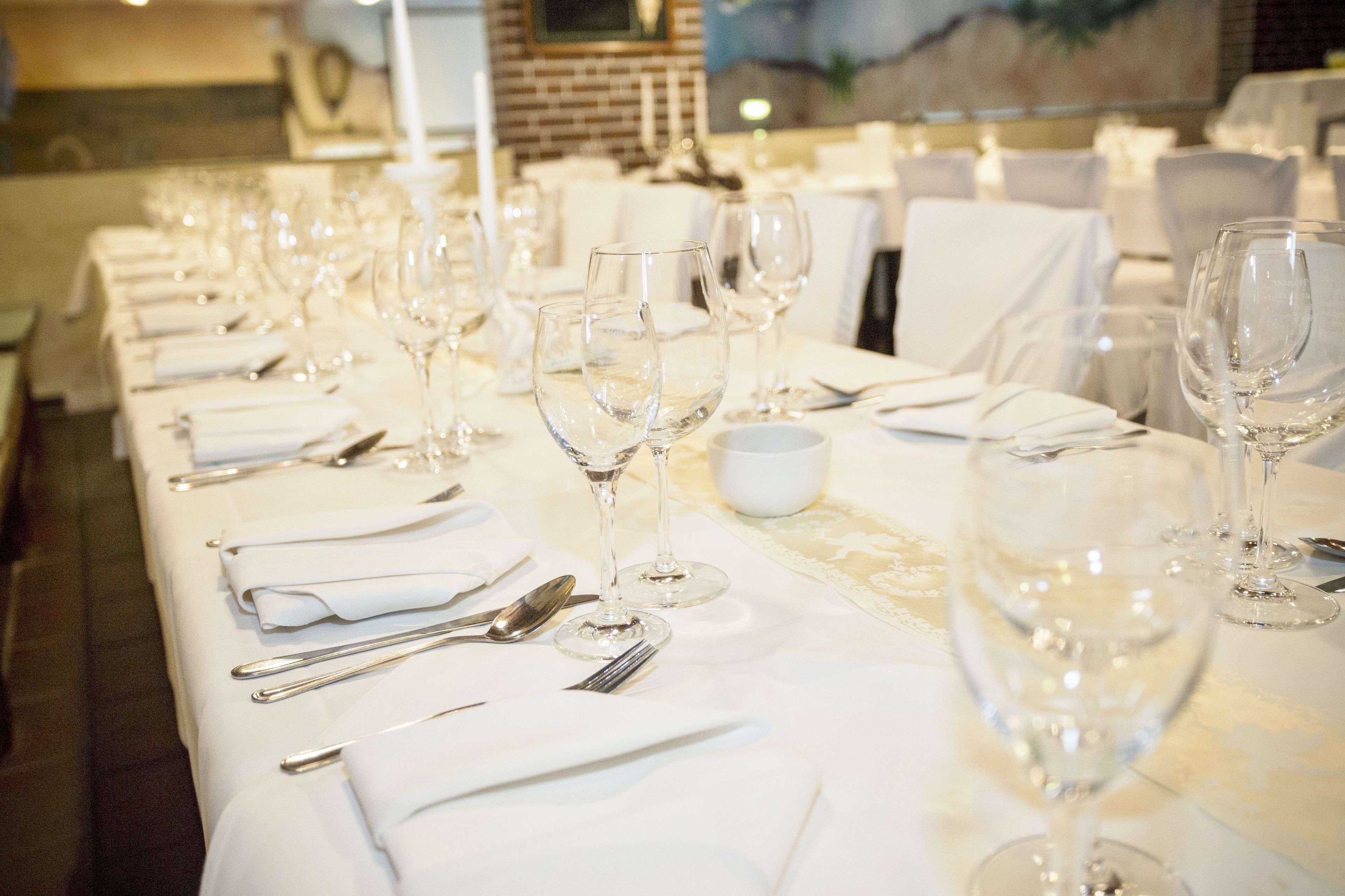 lunch and dinner served, regional cuisine