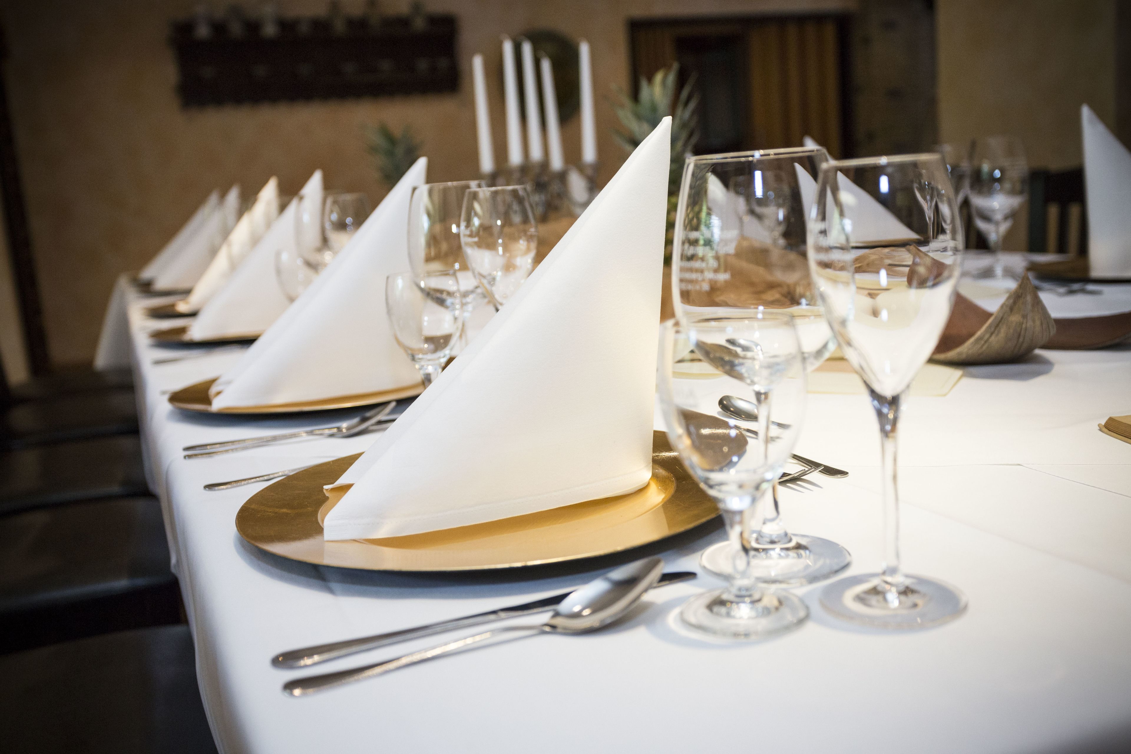 lunch and dinner served, regional cuisine