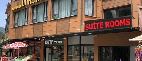 Entrée de l’hébergement