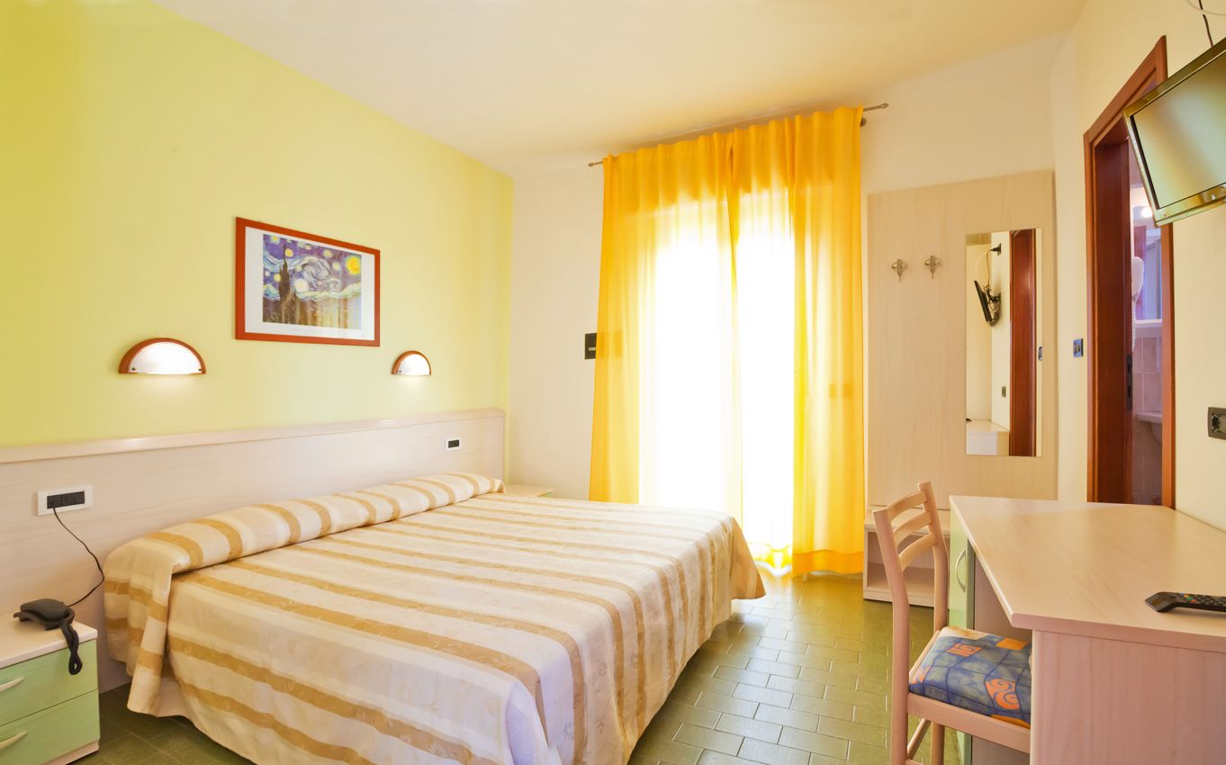 1 bedroom, in-room safe, desk, laptop workspace