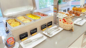 Free daily buffet breakfast