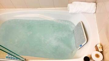 Cottage, 5 Bedrooms | Bathroom | Separate tub and shower, jetted tub, hair dryer, soap