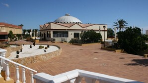Property grounds - Fuerte Holiday Duplex (Pajara)