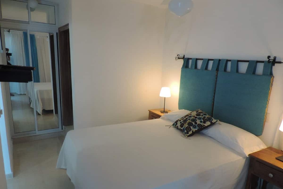 Medium Room | 1 bedroom, rollaway beds, free WiFi