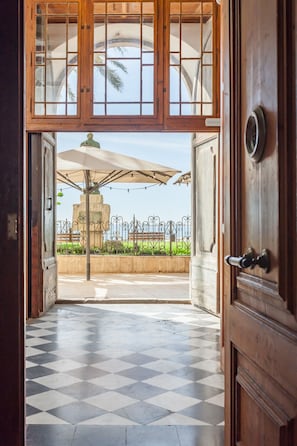 Property entrance - 1840 Apartments Sitges (Sitges)