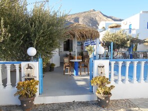 Reception - Studios Apartments Kapetanios (Santorini)