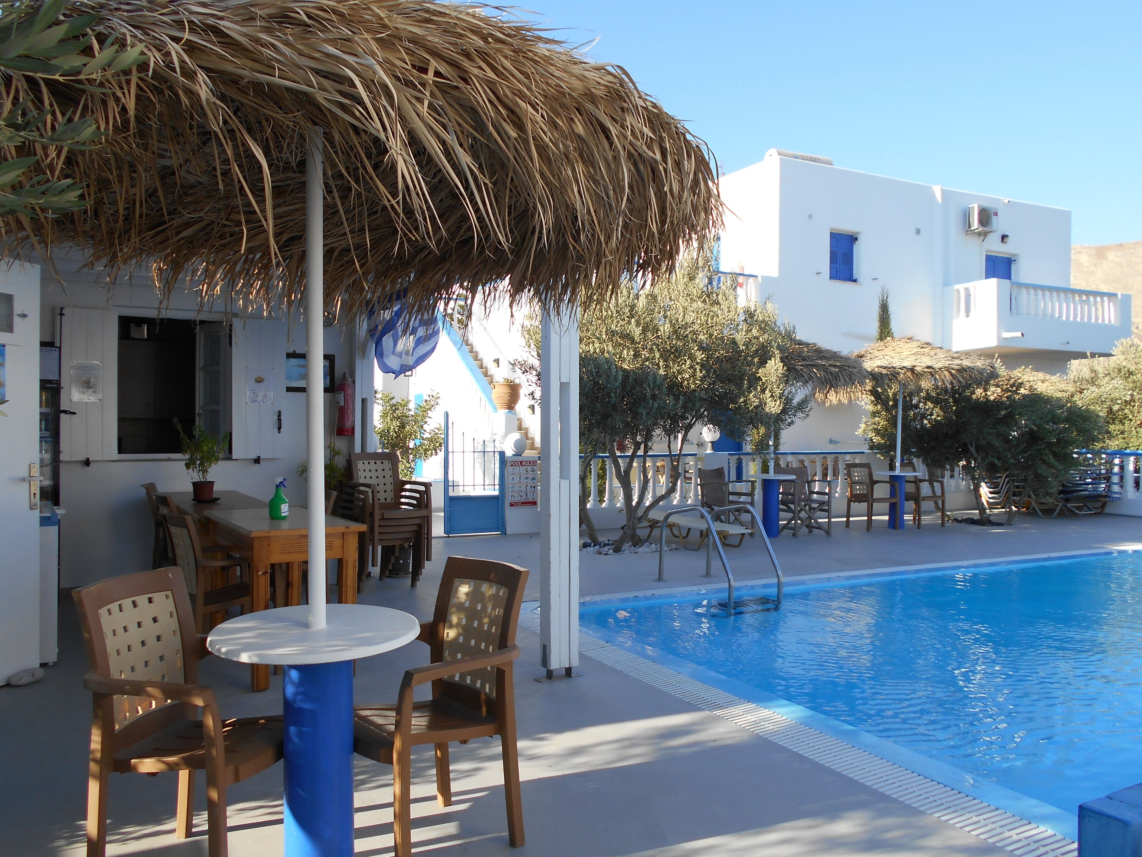 Poolside bar