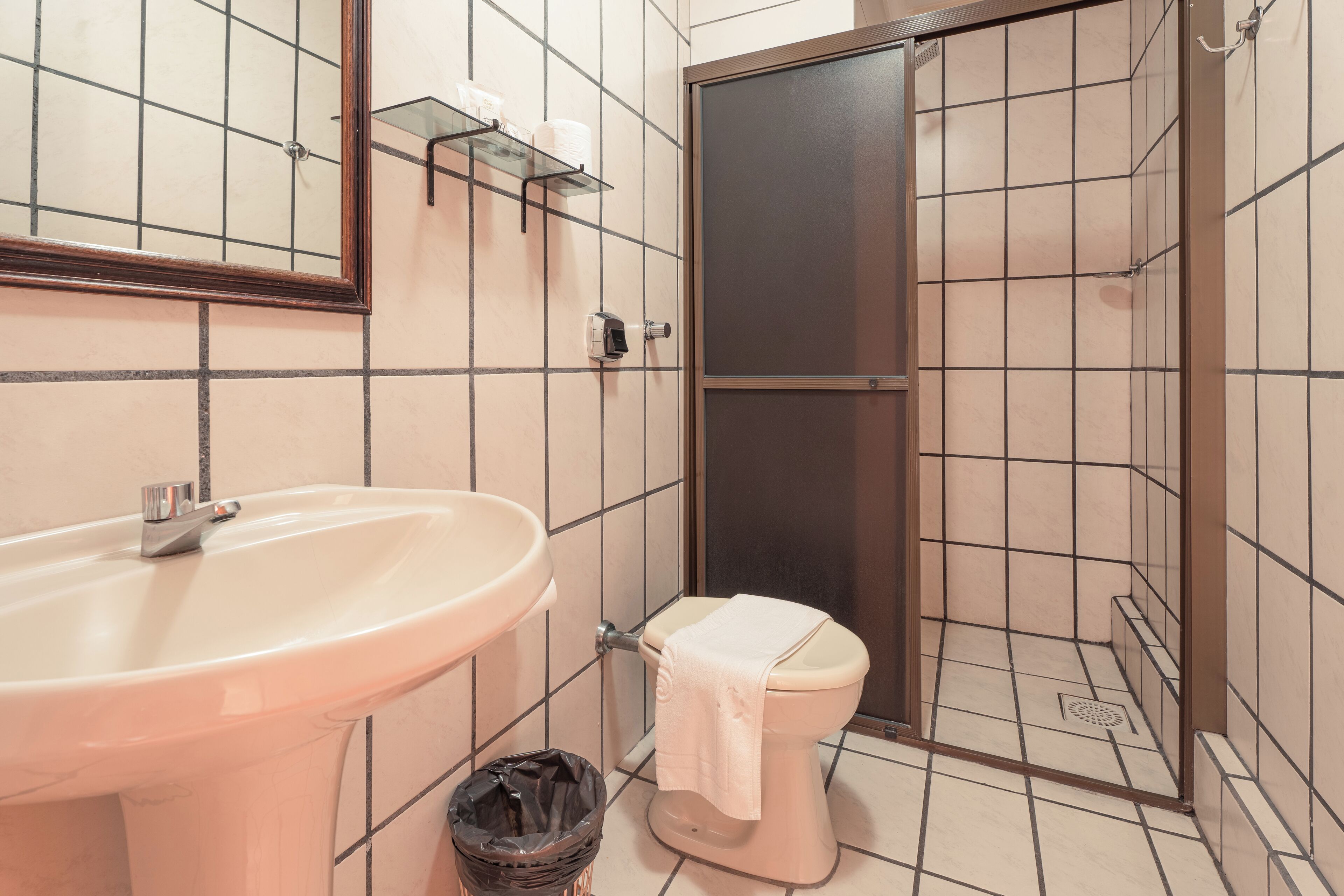 1 bedroom, minibar, desk, blackout curtains