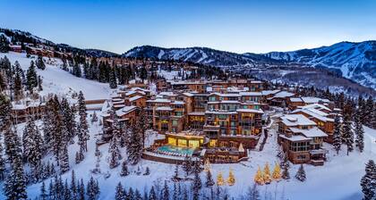 Stein Eriksen Residences