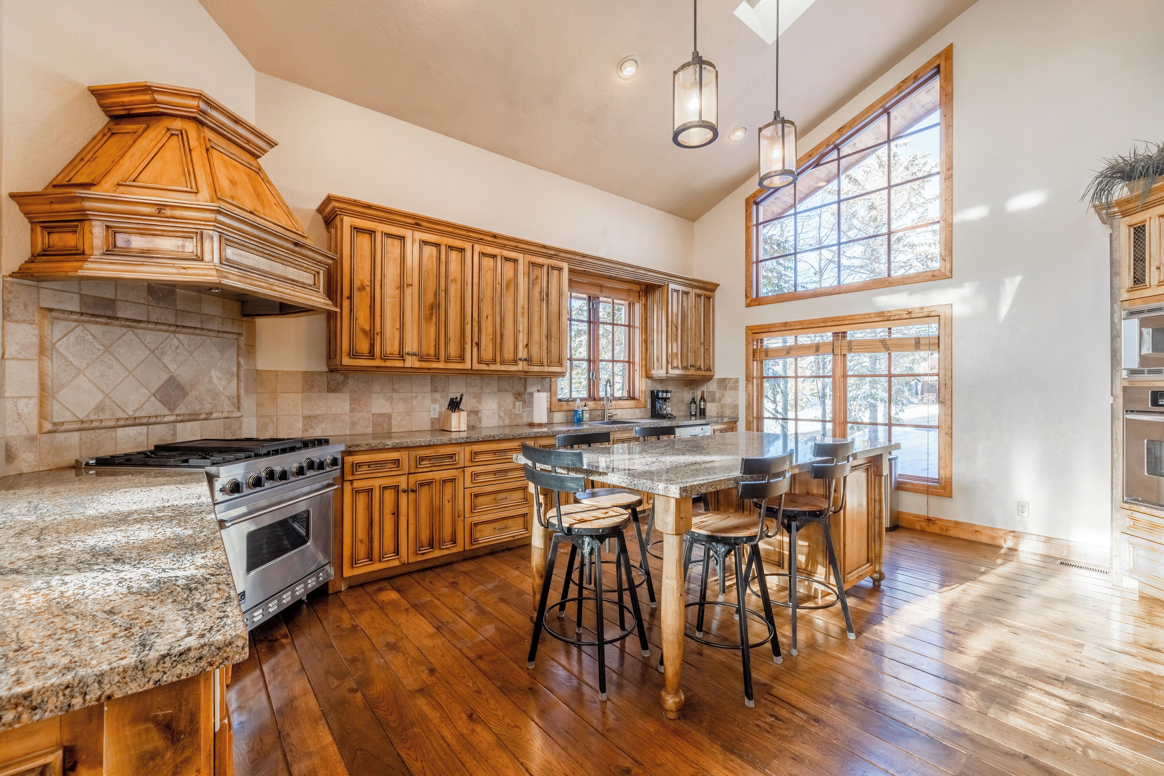 house (golden eagle) | private kitchen | fridge, microwave, coffee/tea maker, high chair