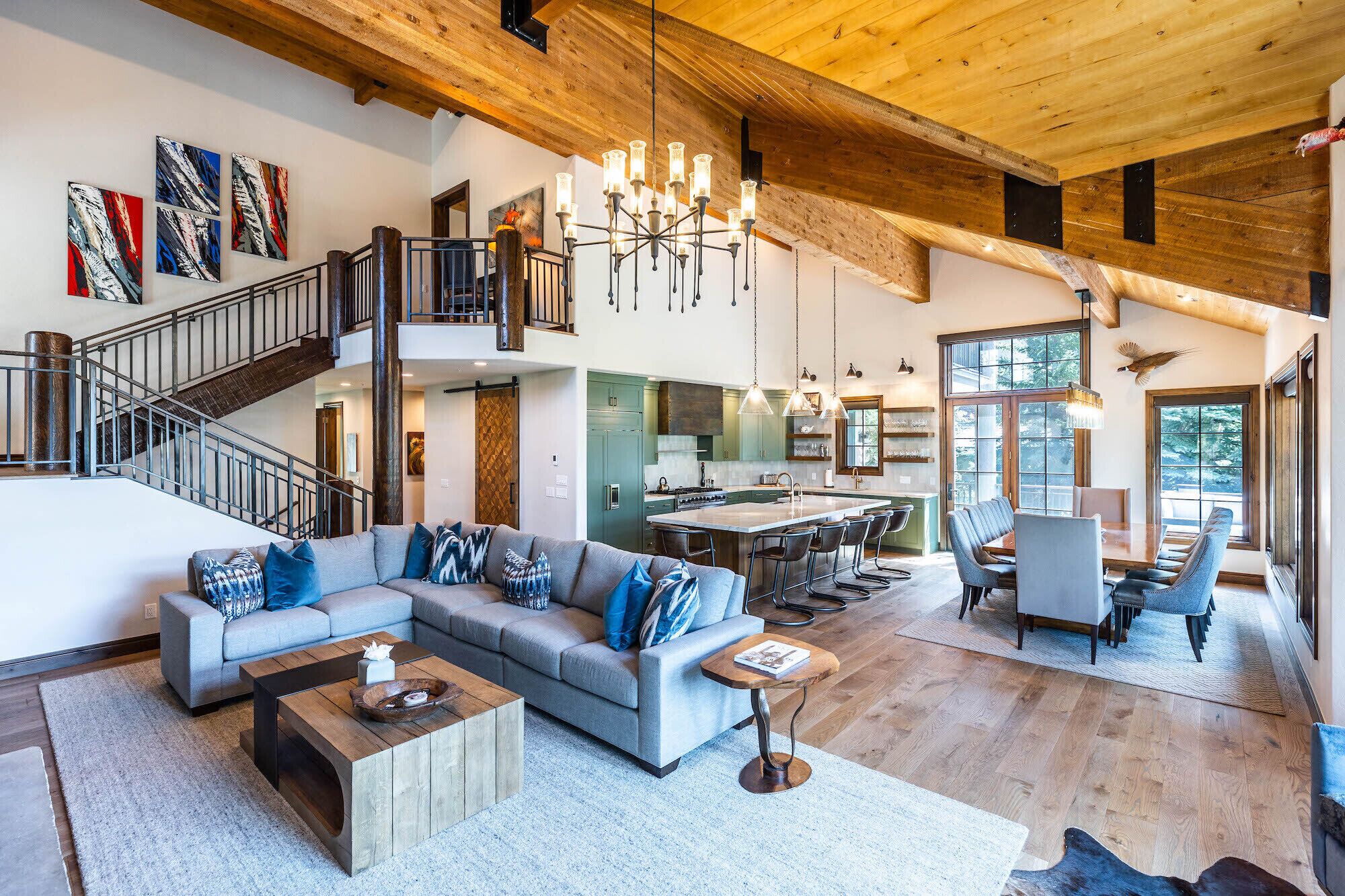 House (Bellemont) | Living area | Flat-screen TV