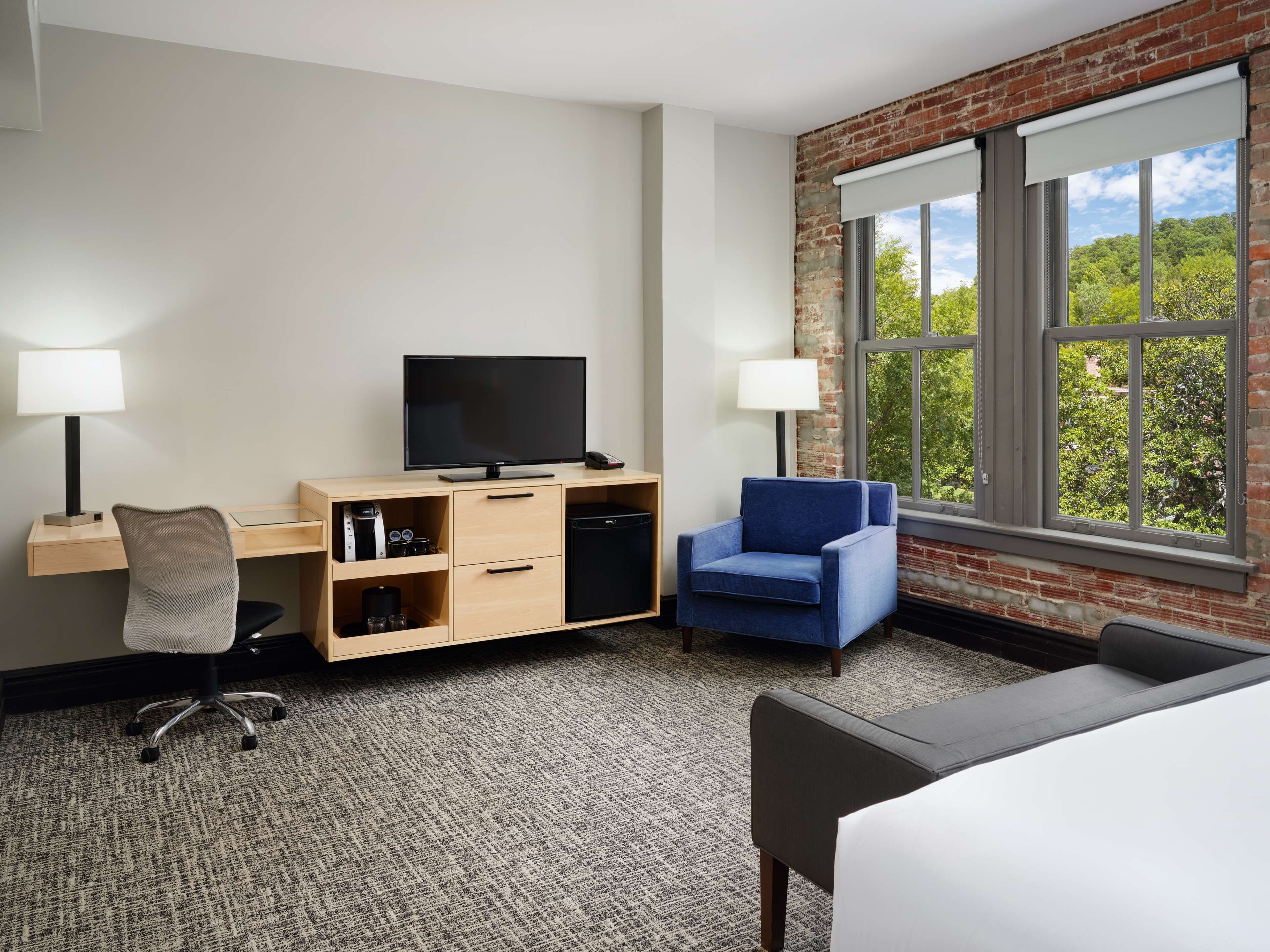 room, 1 king bed | premium bedding, in-room safe, desk, iron/ironing board