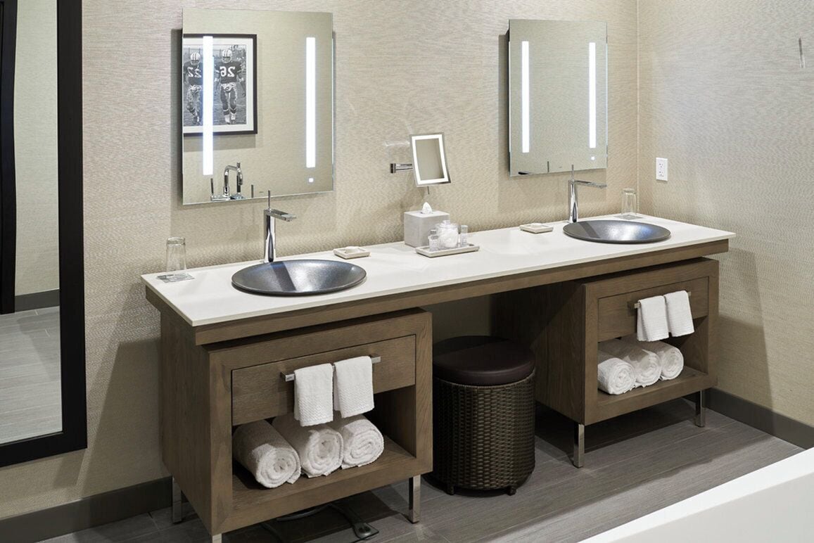 egyptian cotton sheets, premium bedding, pillow-top beds, in-room safe