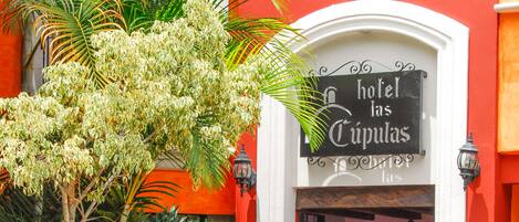 Entrada de la propiedad