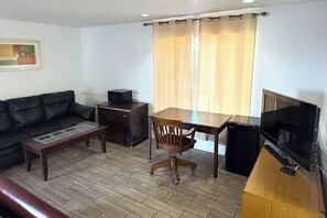 Room, 1 King Bed, Non Smoking | 1 bedroom, free wired internet, bed sheets - Chaparral Motel Victoria TX, Hwy 59 (Victoria)