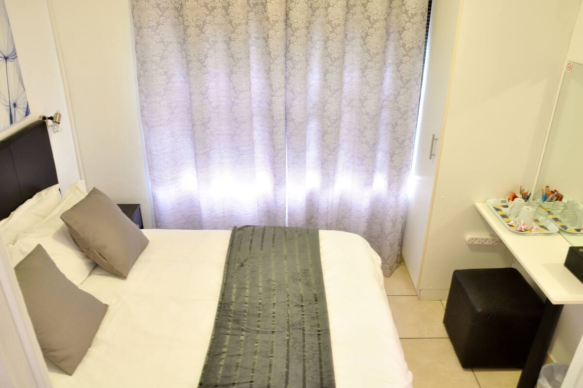 1 chambre, coffres-forts dans les chambres, décoration personnalisée