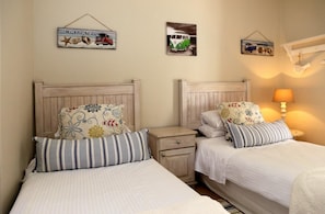 2 Schlafzimmer, Bügeleisen/Bügelbrett, kostenloses WLAN, Bettwäsche