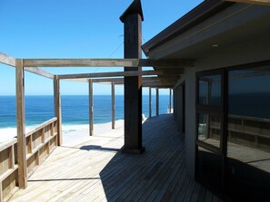 Terrace/patio - Wilderness Beach Resort (Wilderness)