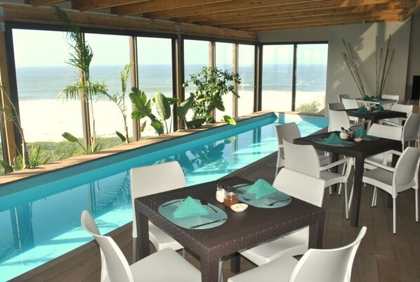 Indoor pool - Wilderness Beach Resort (Wilderness)