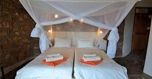 Panorama Suite | In-room safe - Onjala Lodge (Windhoek)