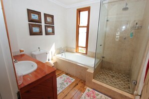 Familien-Suite, 1 Schlafzimmer | Badezimmer