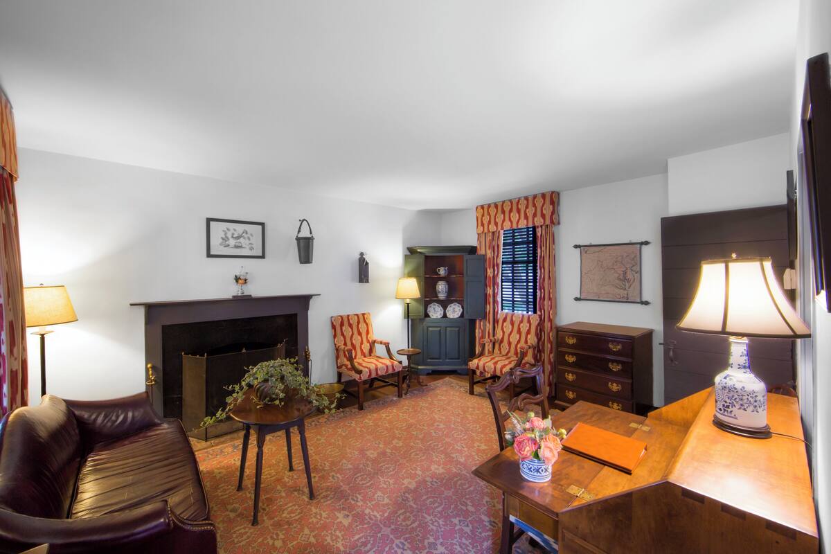 Classic House | 2 bedrooms, Egyptian cotton sheets, premium bedding, pillowtop beds