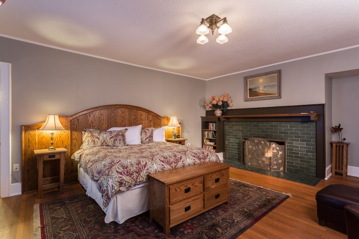 Zimmer, 1 King-Bett, Kamin (Sheldon Room with Steam Shower)