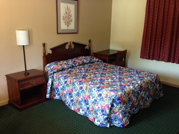 Free WiFi, bed sheets