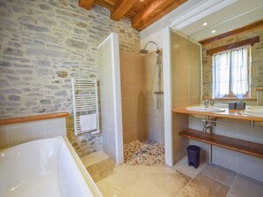 Bathtub