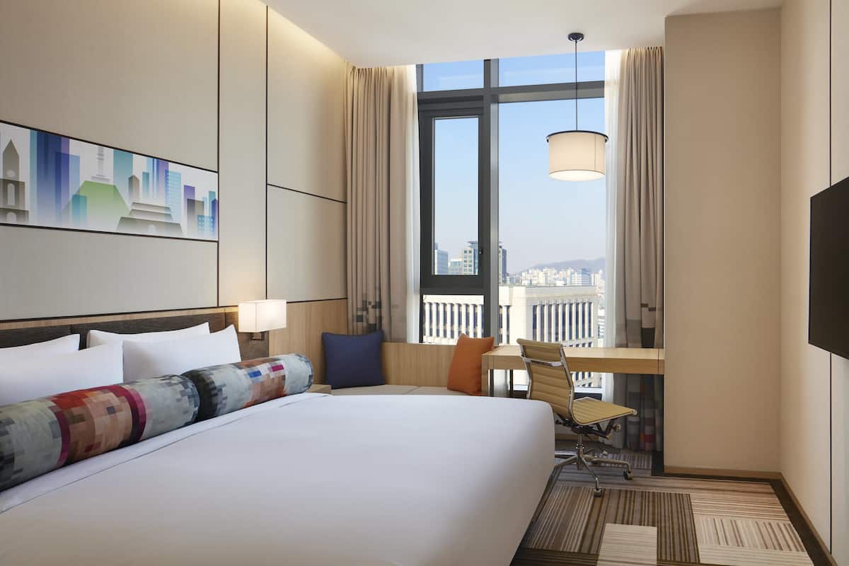 Room, 1 King Bed, Non Smoking