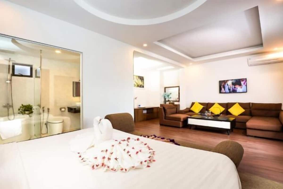 1 bedroom, minibar, in-room safe, individually furnished