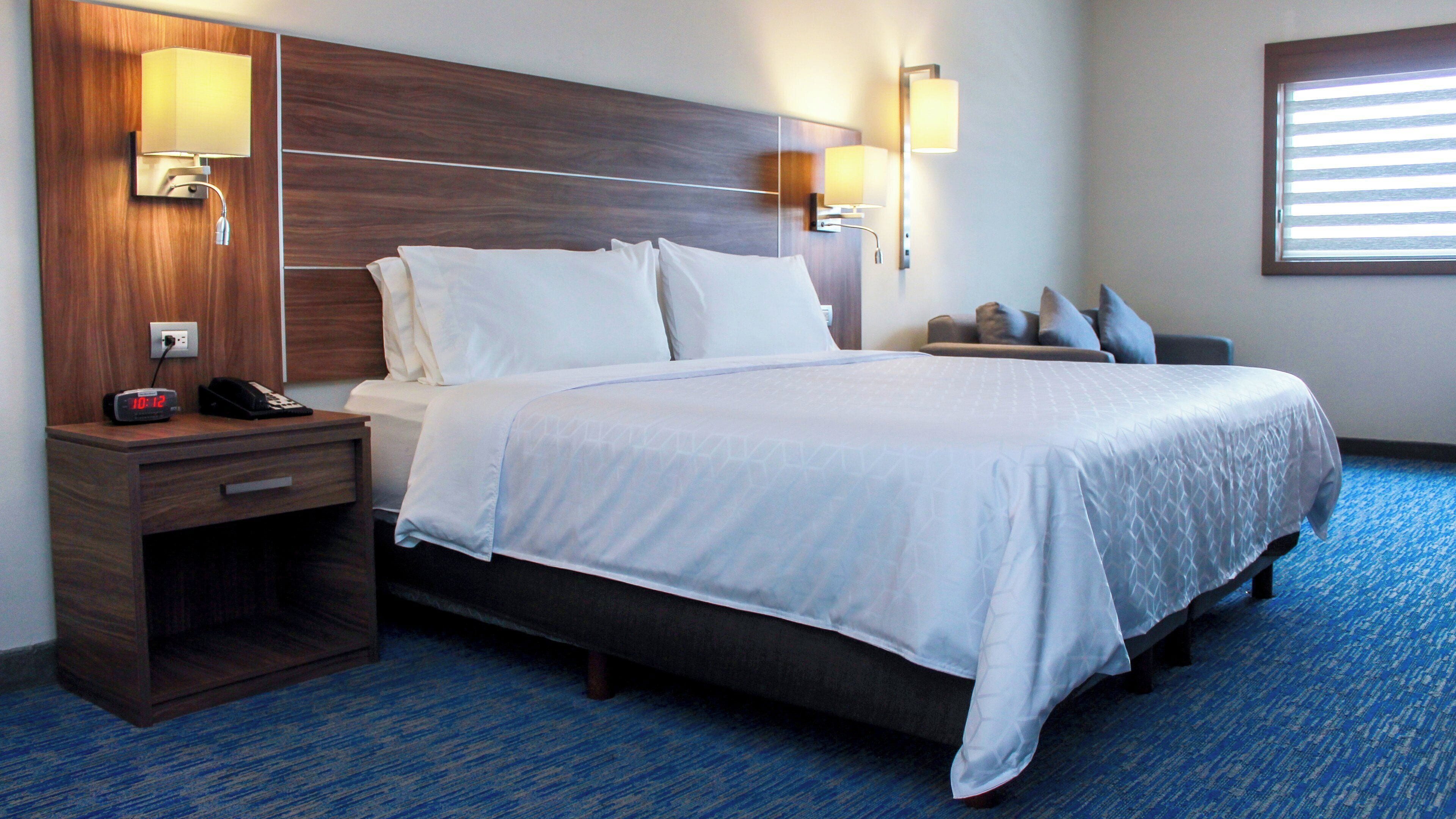 suite, 1 king bed | in-room safe, desk, iron/ironing board, free cots/infant beds