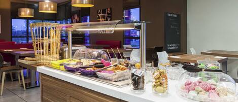 Lunch and dinner served, local cuisine