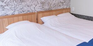 Cortines opaques i habitacions insonoritzades 