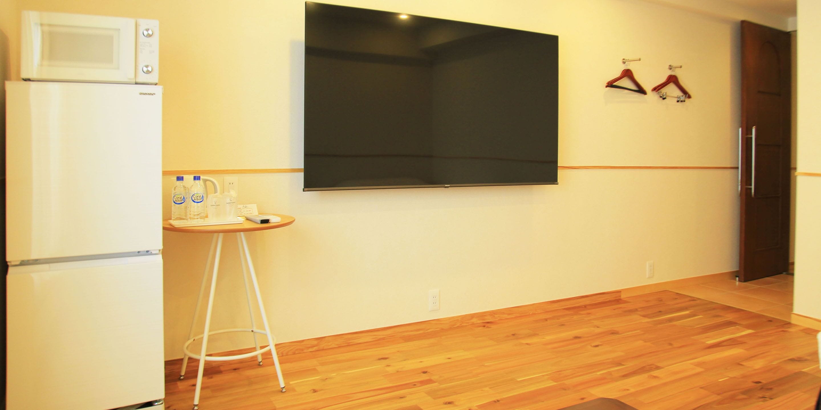 theater queen room non smoking | 1 bedroom, blackout curtains, soundproofing, iron/ironing board