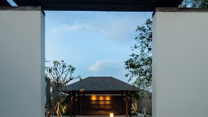 Property entrance - Ambalama Villa (Cemagi)