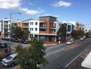 Deluxe Queen Accessible  | View from room - CityLights Hotel (Perth)