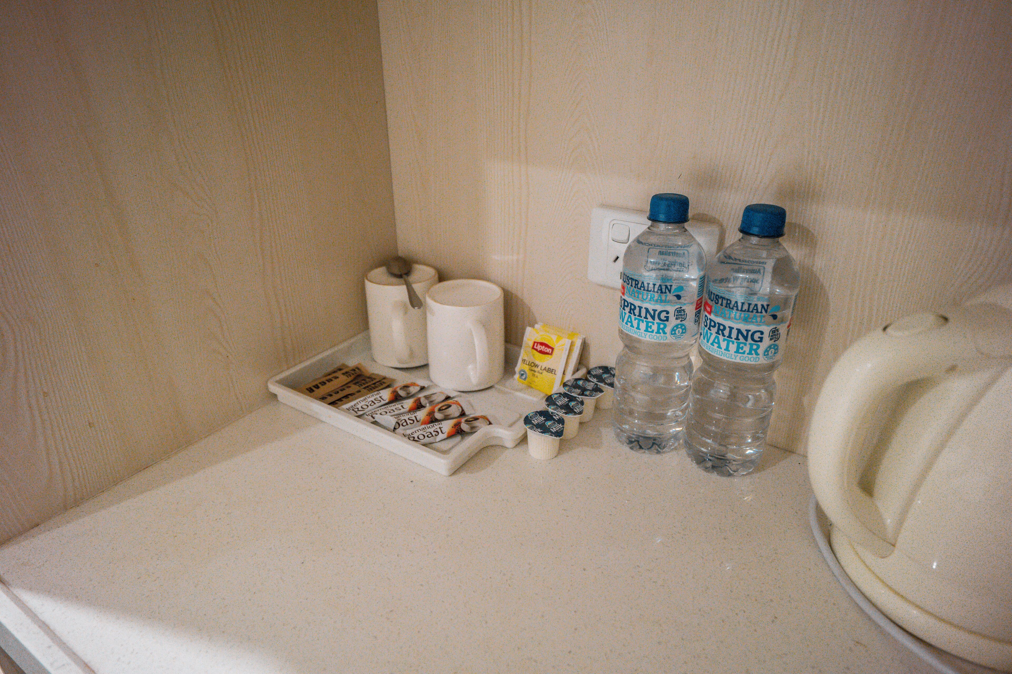 twin room | premium bedding, in-room safe, desk, iron/ironing board