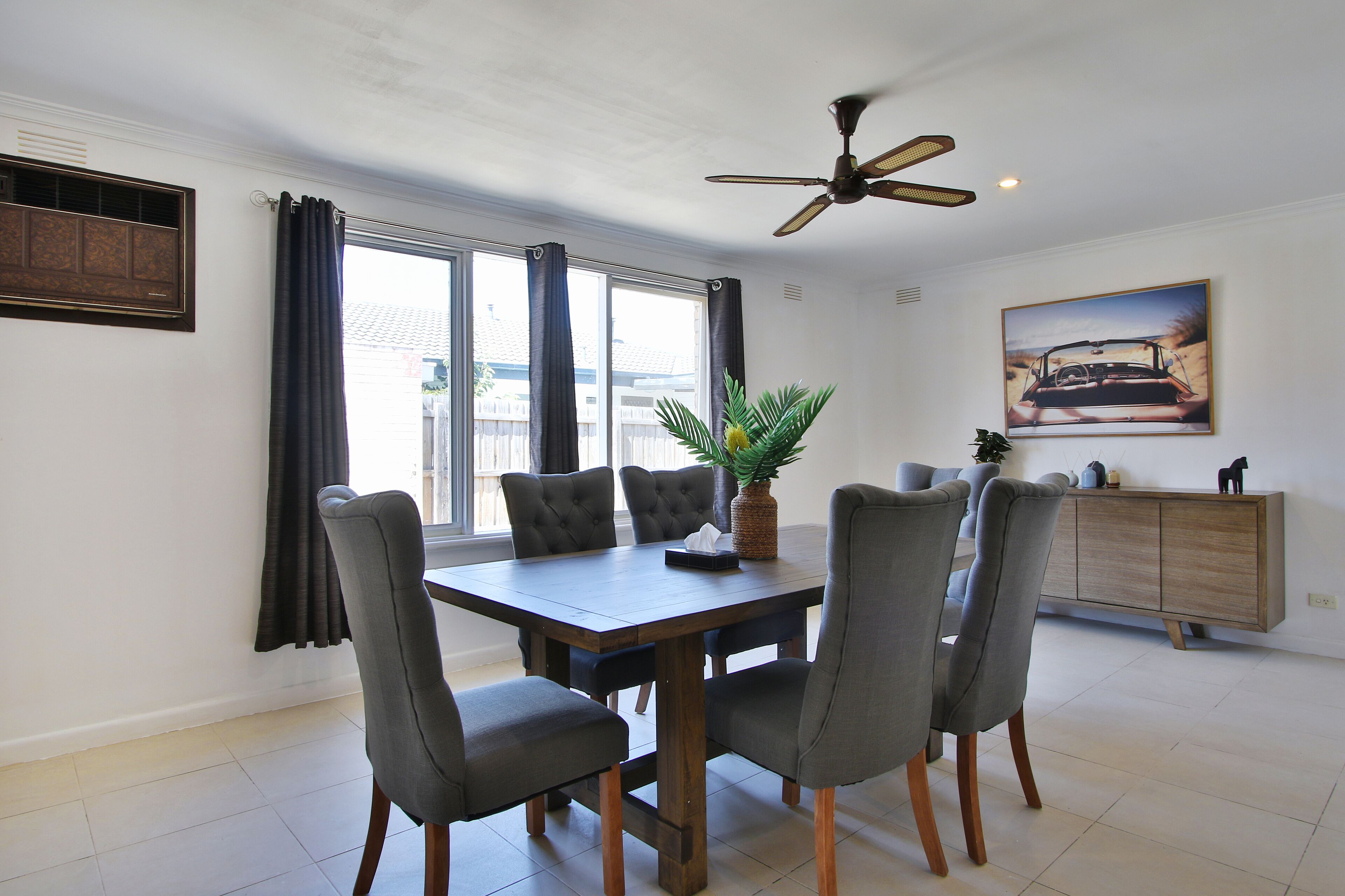 Family House | In-room dining