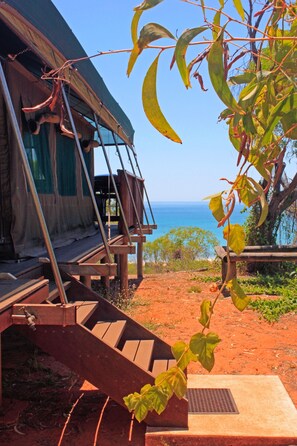 Family Safari Tent - Kooljaman at Cape Leveque (Dampier Peninsula)