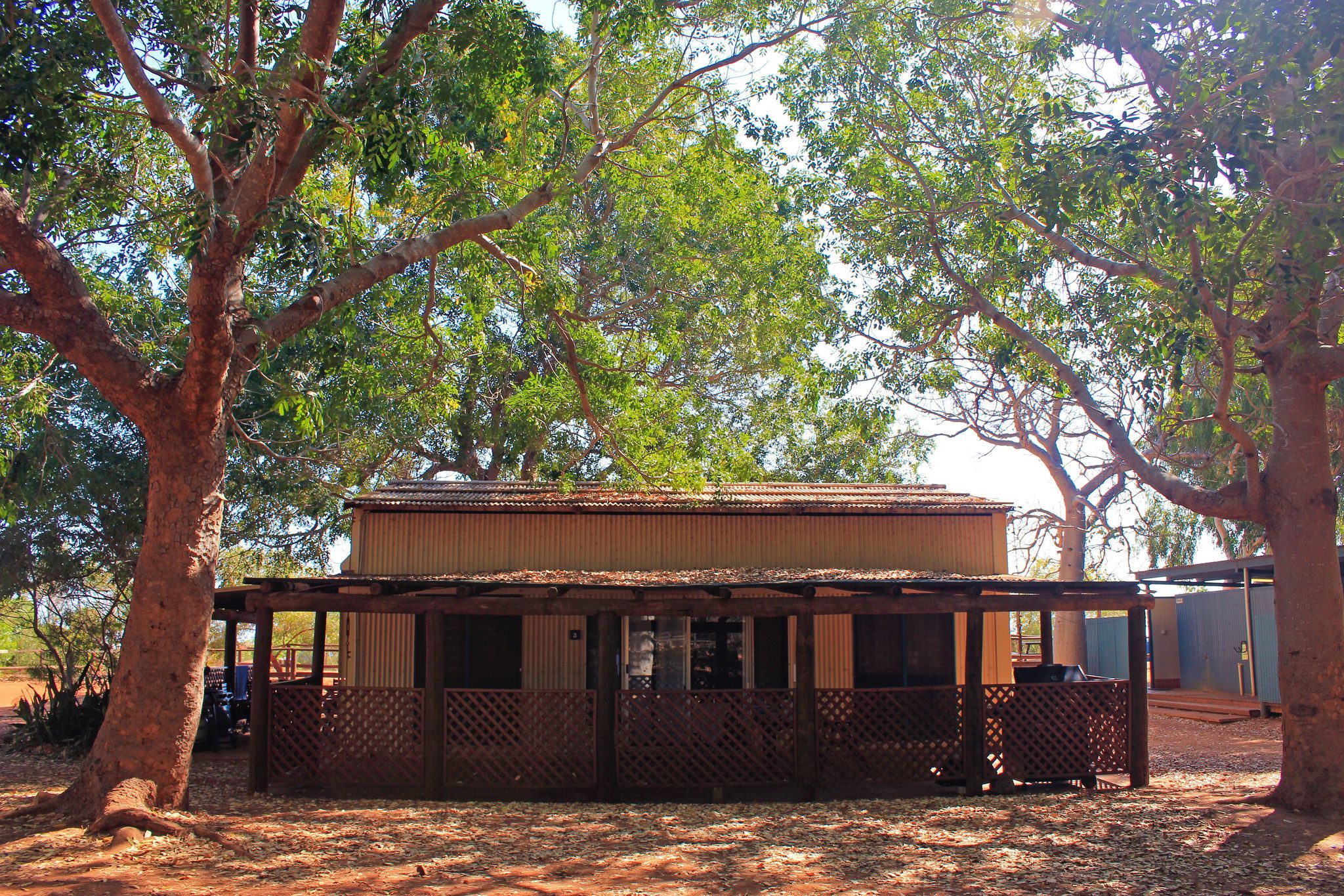 Basic-Zimmer, 1 Schlafzimmer, Gemeinschaftsbad (Campground Unit)